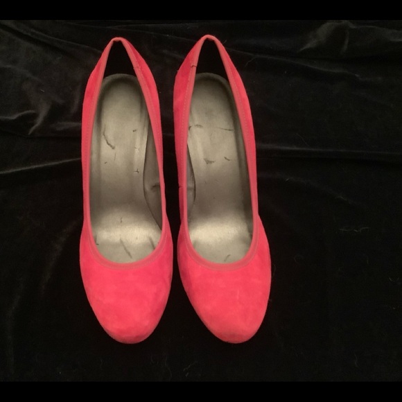 Comfort Plus Red Suede Wedge Pumps, sz 9